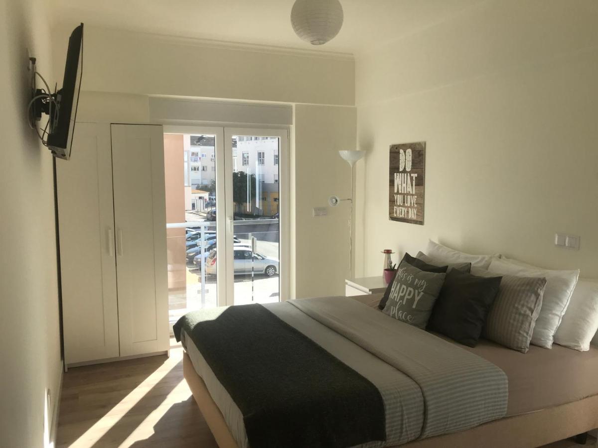 Modern Double Room With Private Balcony 몬티오 외부 사진