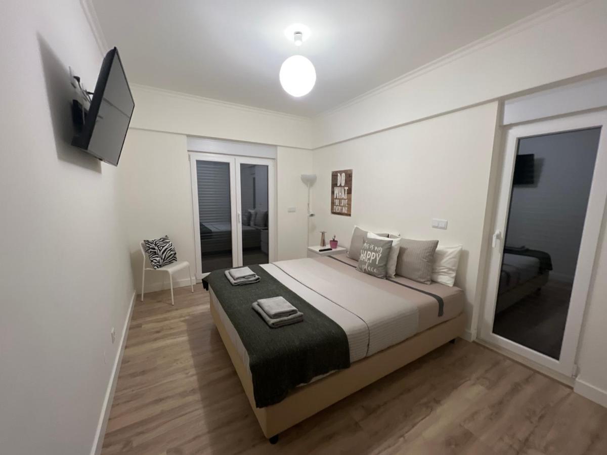 Modern Double Room With Private Balcony 몬티오 외부 사진