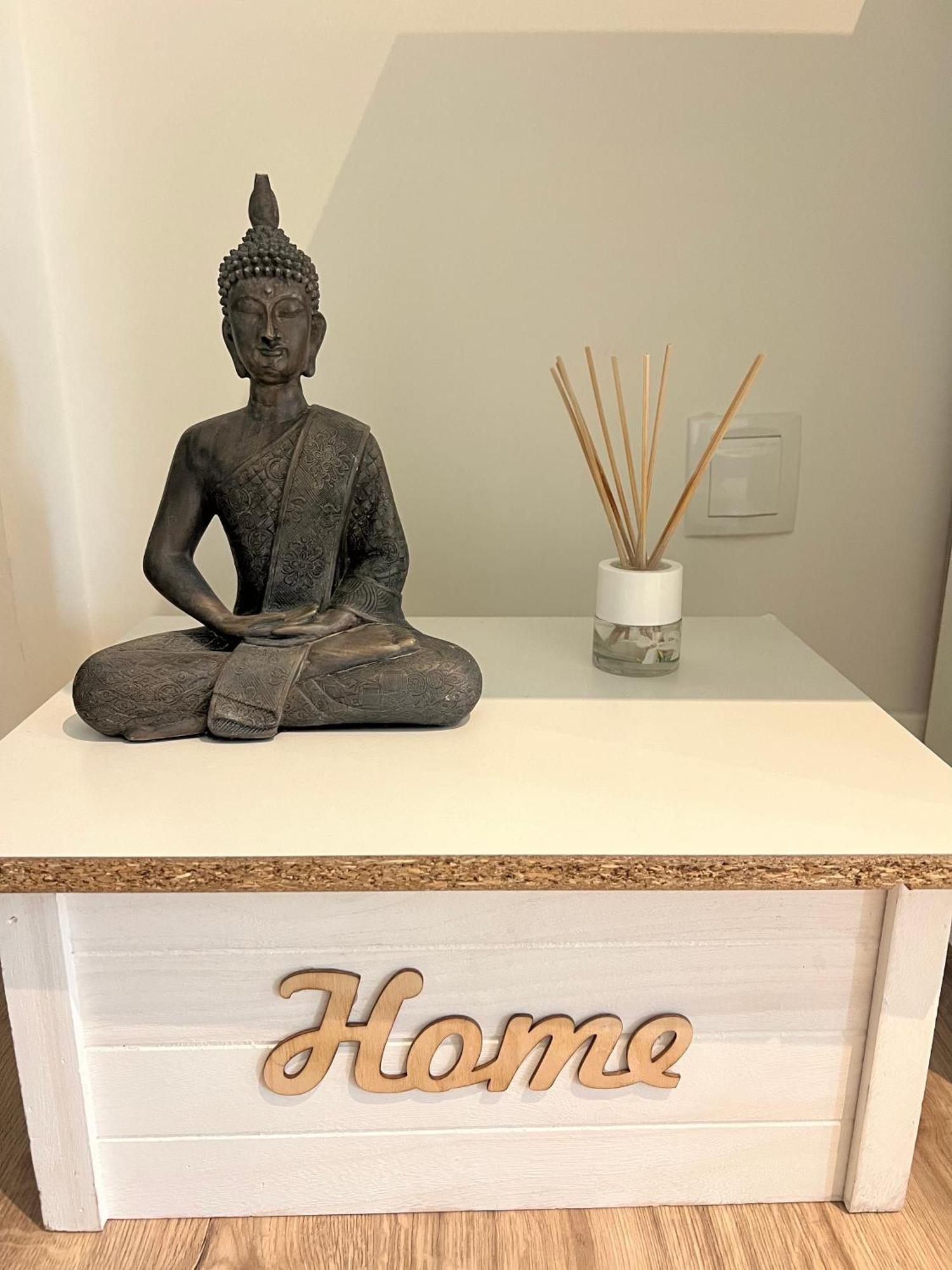 Modern Double Room With Private Balcony 몬티오 외부 사진